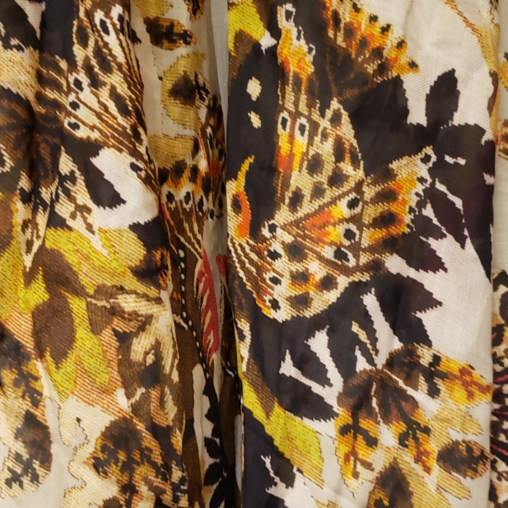 Roberto Cavalli Scarf!!! EUC. - Picture 6 of 7